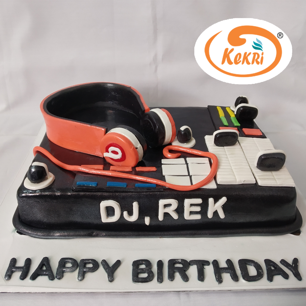 THEME CAKE - THEME CAKE DJ